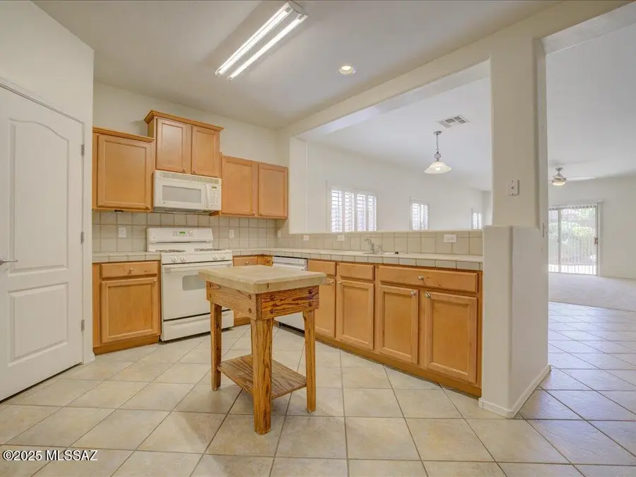 1265 W Via Cerro Colorado, Sahuarita, AZ 85629 - Image #2