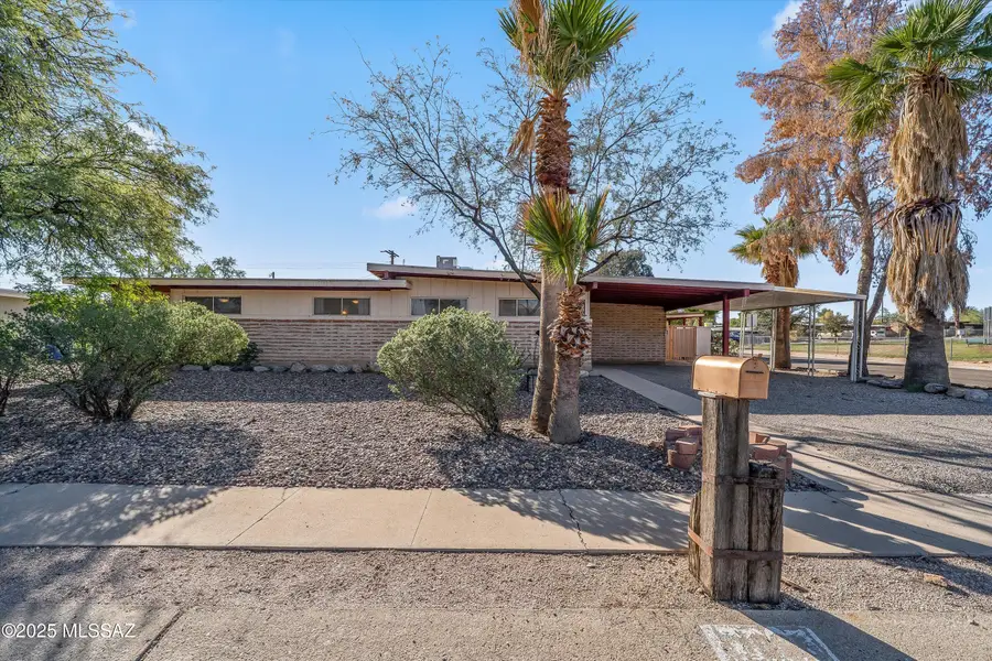 7006 Flamenco Place, Tucson, AZ 85710 - Image #2