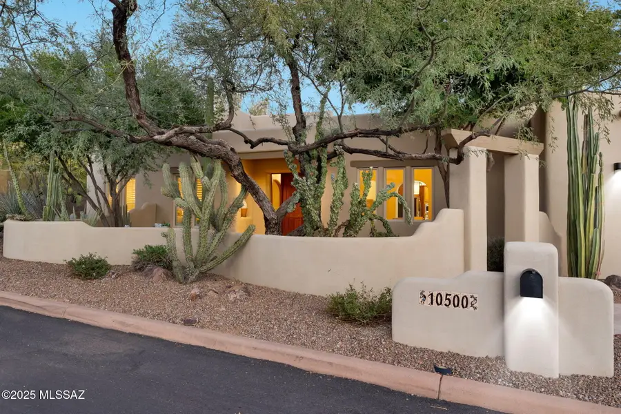10500 N Starsearcher Place, Oro Valley, AZ 85737 - Image #2
