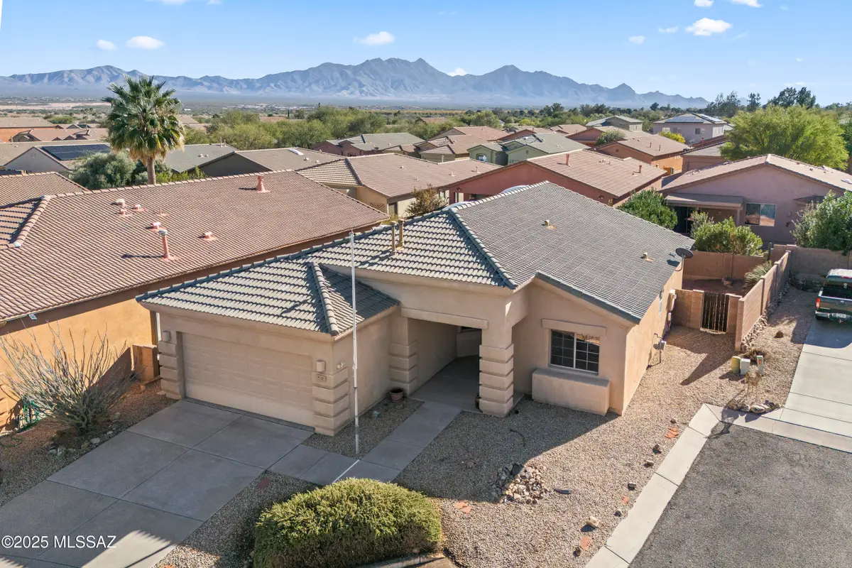 72 E Calle Del Capullo, Green Valley, AZ 85614 - Image #1