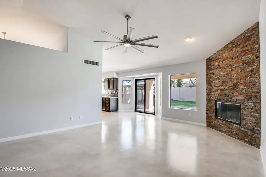 7246 E Shoreline Drive, Tucson, AZ 85715 - Image #3