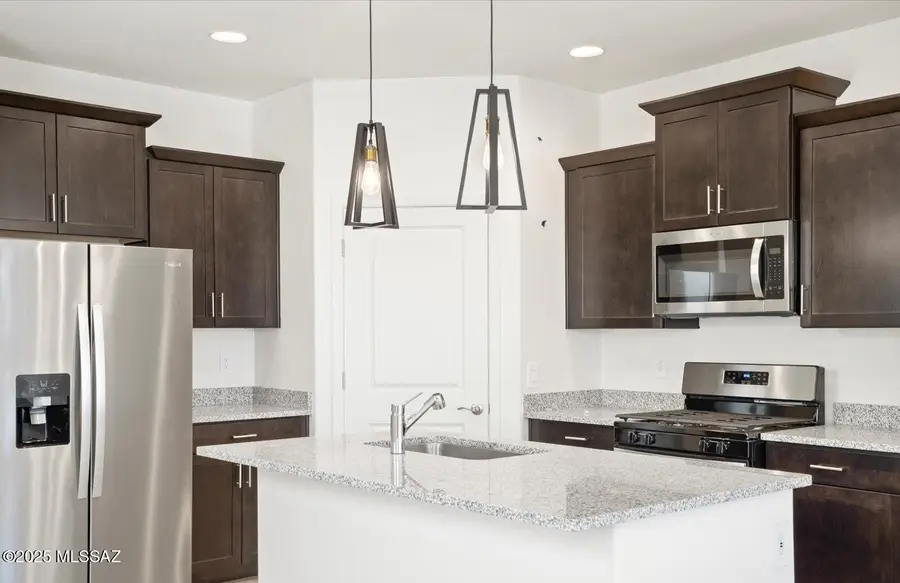 6925 W Sweetshade Lane, Tucson, AZ 85757 - Image #3