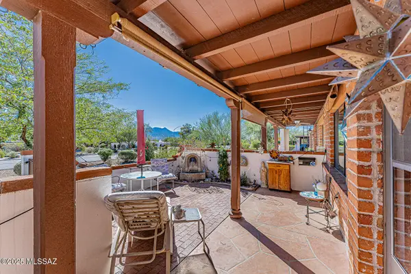 452 S La Caada Drive, Green Valley, AZ 85614