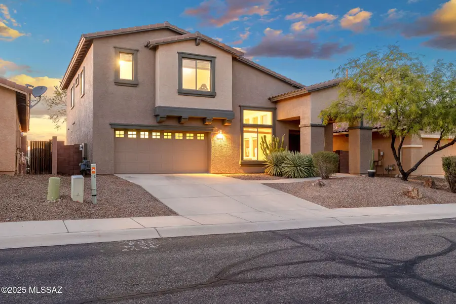 8321 N Amber Burst Drive, Tucson, AZ 85743 - Image #2