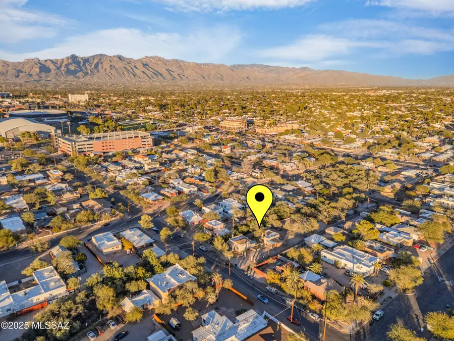 230 N Warren Avenue, Tucson, AZ 85719 - Image #2