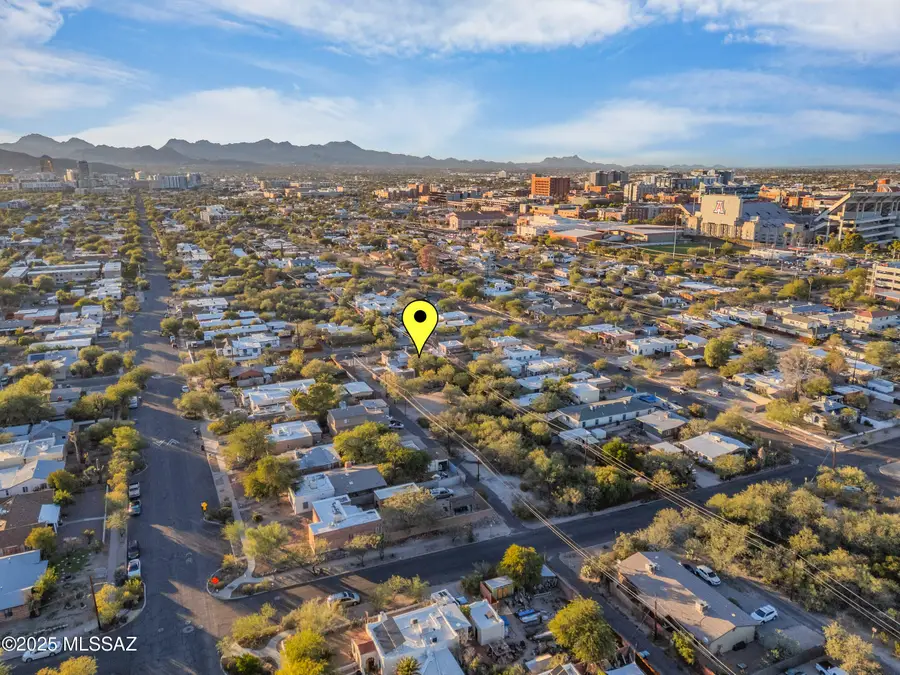 230 N Warren Avenue, Tucson, AZ 85719 - Image #3