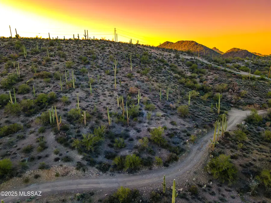 6880 W El Camino Del Cerro, Tucson, AZ 85745 - Image #2