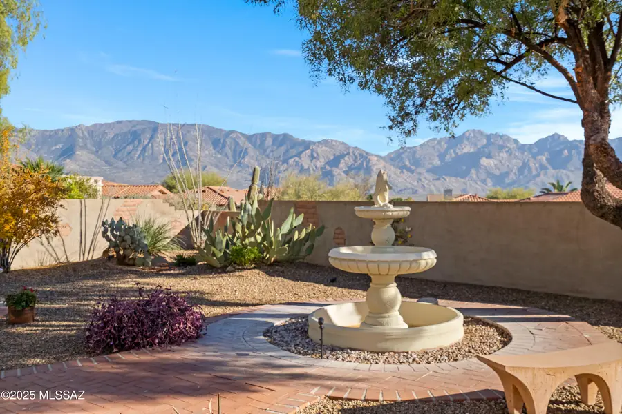 1558 E Bright Angel Drive, Oro Valley, AZ 85755 - Image #3