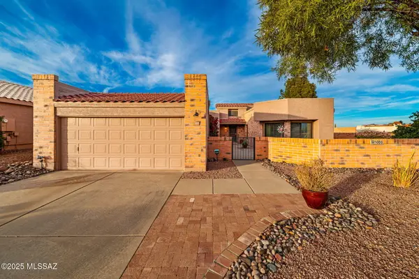 1000 W Rio Guaymas, Green Valley, AZ 85614