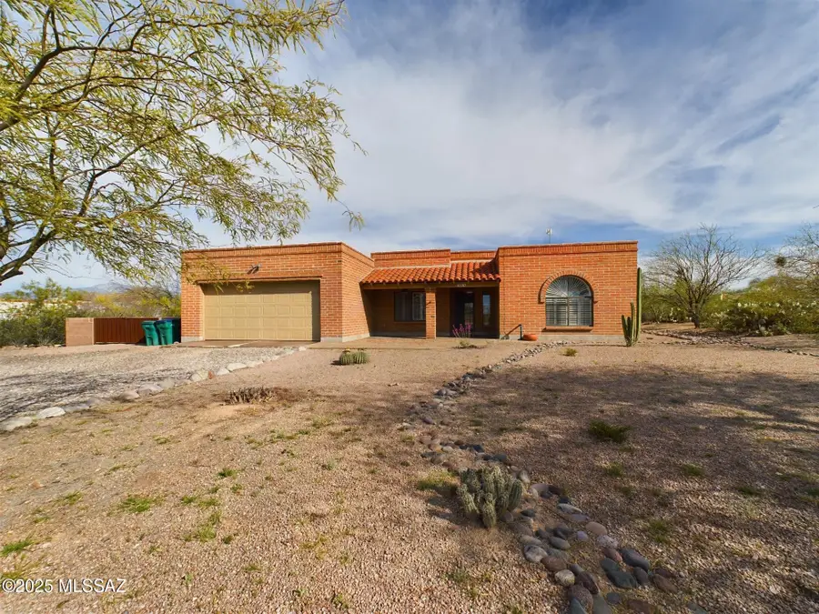 7821 S Ave De Belleza, Tucson, AZ 85747 - Image #2
