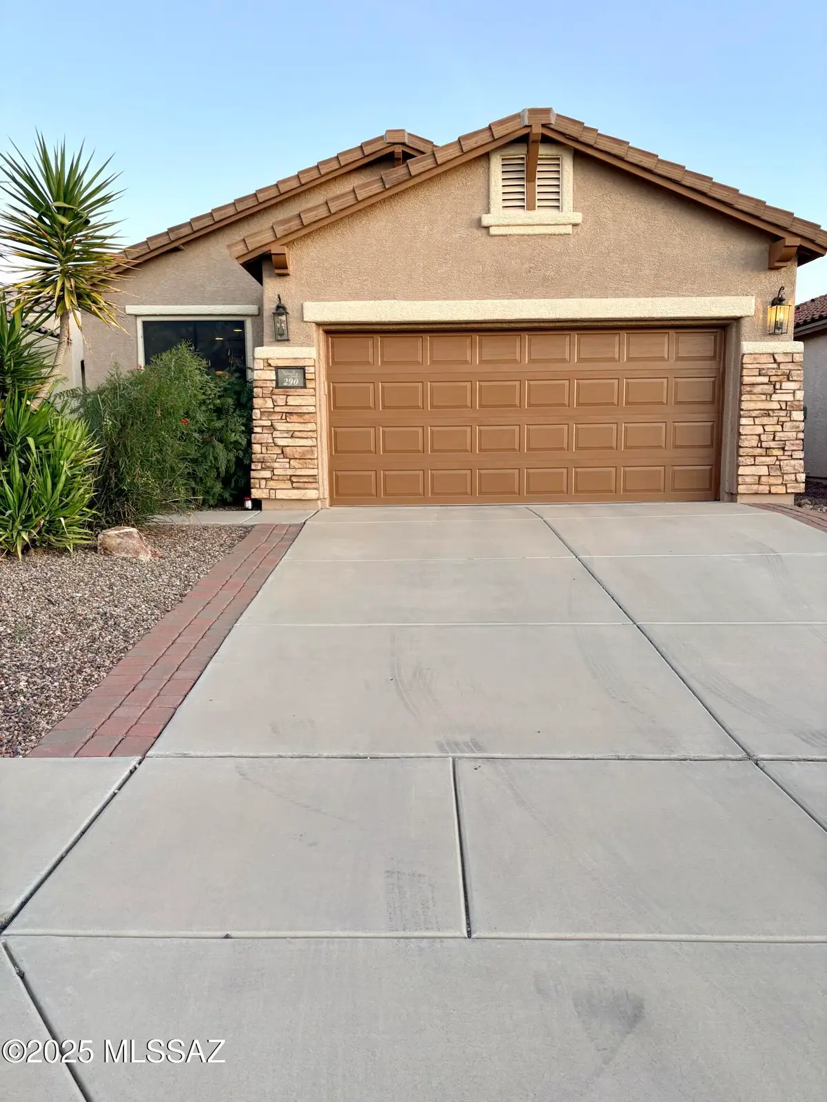 290 W Calle Del Estribo, Sahuarita, AZ 85629 - Image #1