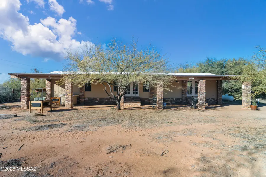 16880 S Country Club Road, Sahuarita, AZ 85629 - Image #2