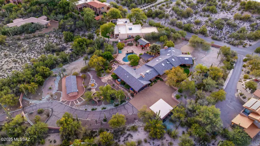 4425 N Hacienda Del Sol, Tucson, AZ 85718 - Image #2