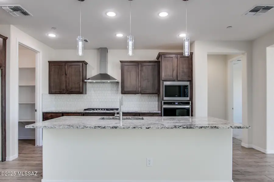 13465 E Joseph Mills Lane, Tucson, AZ 85747 - Image #2