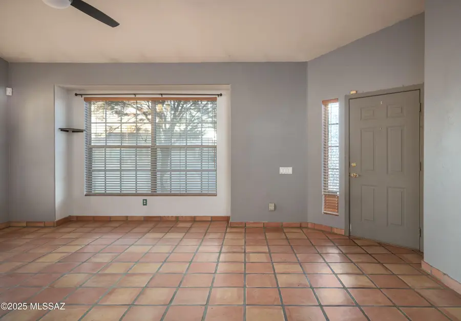 8941 N Willeta Drive, Tucson, AZ 85743 - Image #2