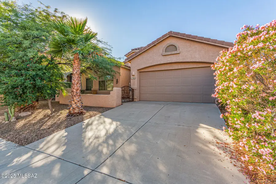 11951 N Cantata Drive, Oro Valley, AZ 85737 - Image #2