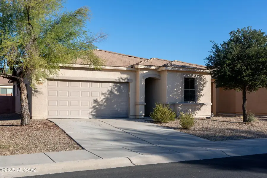 17076 W Makenna Lane, Marana, AZ 85653 - Image #3