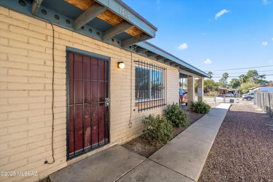 1408 N Hualpai Road, Tucson, AZ 85745 - Image #2