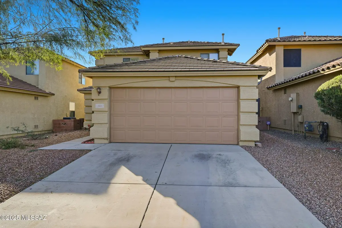 341 W Amber Hawk Court, Green Valley, AZ 85614 - Image #1