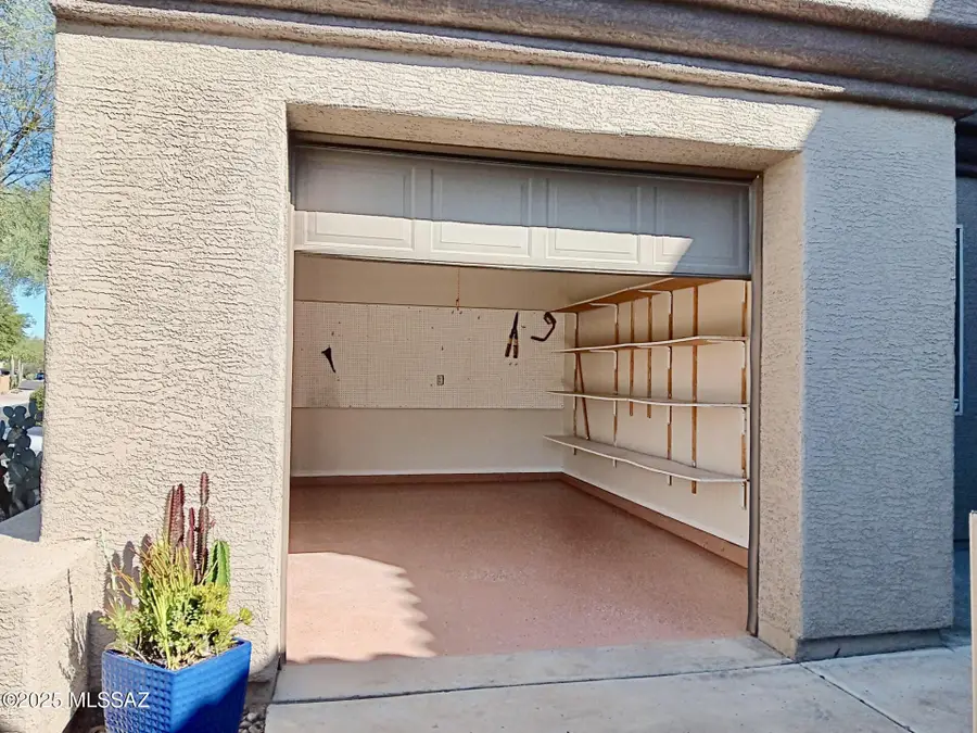 8552 N Moonfire Drive, Tucson, AZ 85743 - Image #3