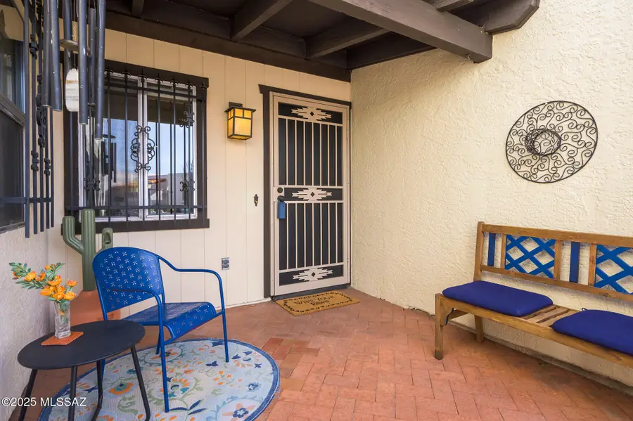 566 W Ocotillo Place, Green Valley, AZ 85614 - Image #3