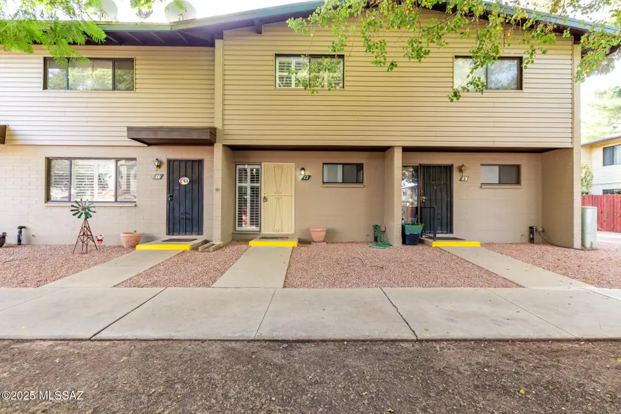 1330 S Avenida Polar #E12, Tucson, AZ 85710 - Image #2