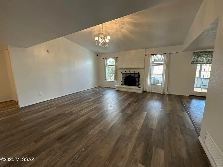 8001 N Firethorn Avenue, Tucson, AZ 85741 - Image #3