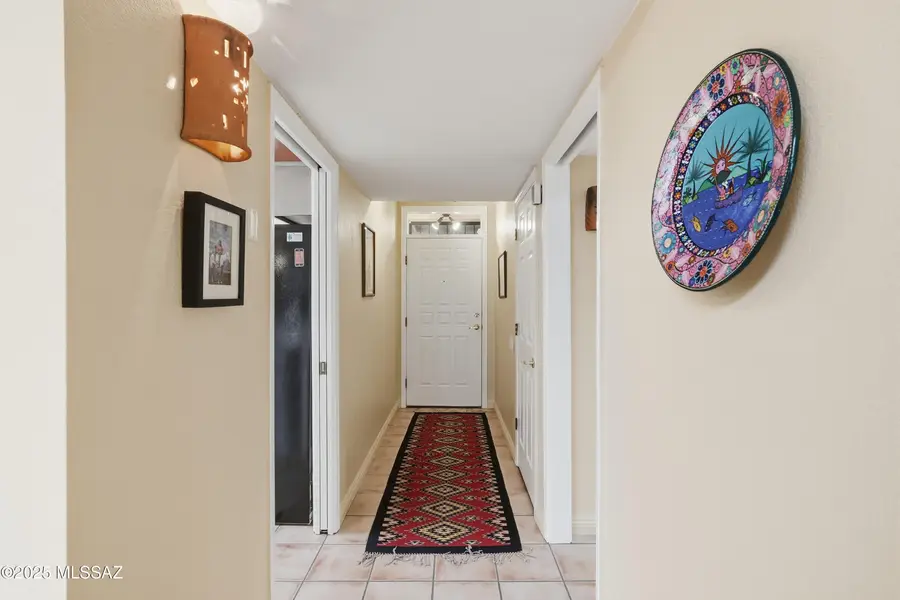 950 W Calle Del Regalo, Green Valley, AZ 85614 - Image #3