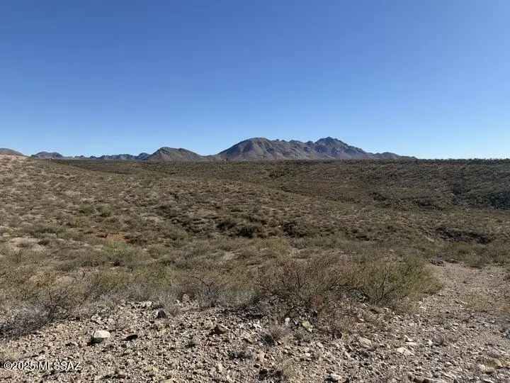 186 Camino Chimeneas, Tubac, AZ 85646 - Image #1