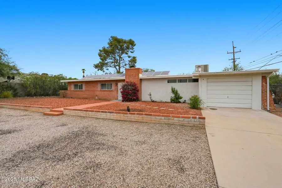 7061 E Edgemont, Tucson, AZ 85710 - Image #2