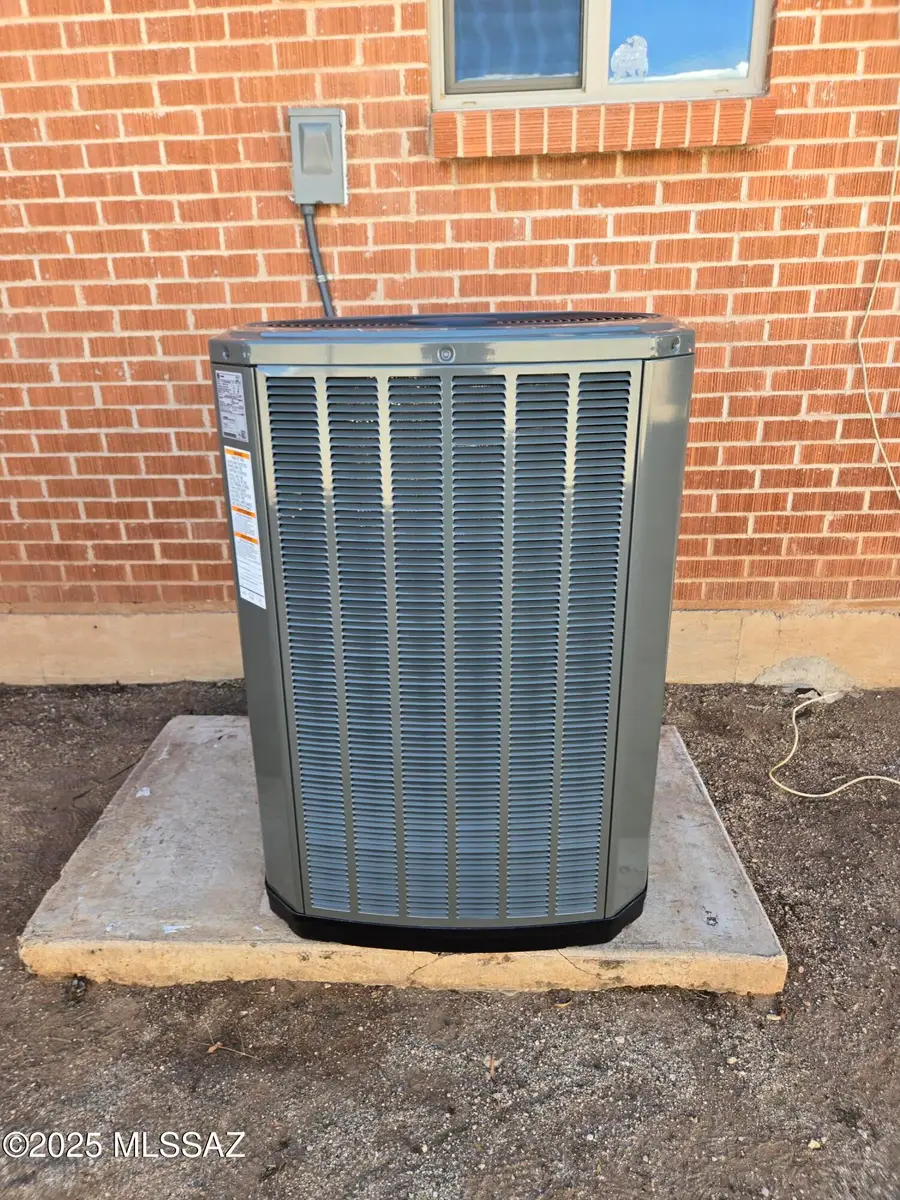 9031 E Sierra, Tucson, AZ 85710 - Image #3