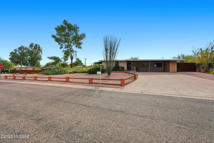 6950 E Hawthorne, Tucson, AZ 85710 - Image #2