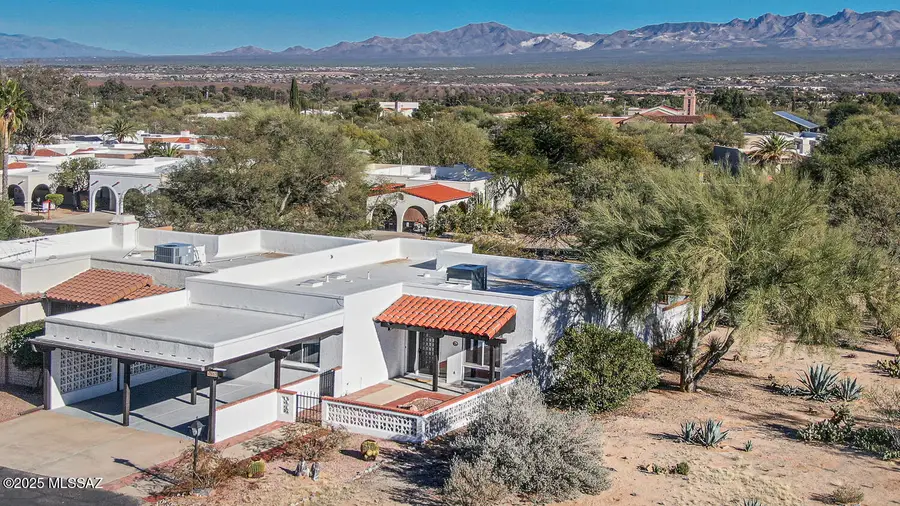 665 S Los Rubies, Green Valley, AZ 85614 - Image #2