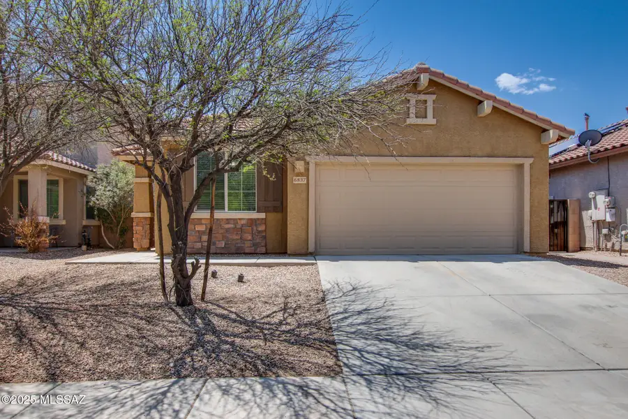 6837 W Leeward Cove, Tucson, AZ 85757 - Image #2