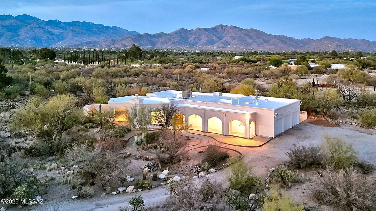 972 N Rancho Del Jefe, Tucson, AZ 85748 - Image #1