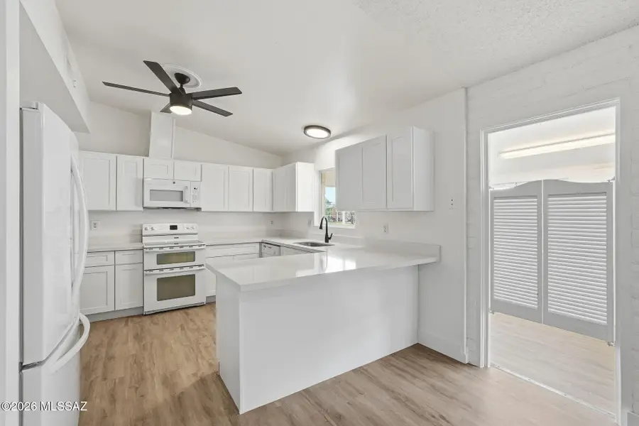 201 E 5th, San Manuel, AZ 85631 - Image #2