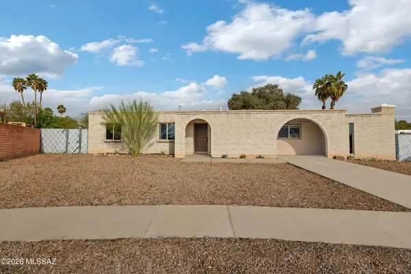 2572 W Calle Genova, Tucson, AZ 85745