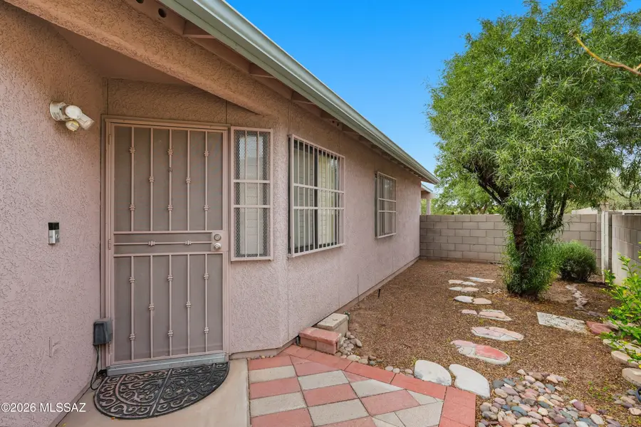 5834 S Wood Crest, Tucson, AZ 85746 - Image #2
