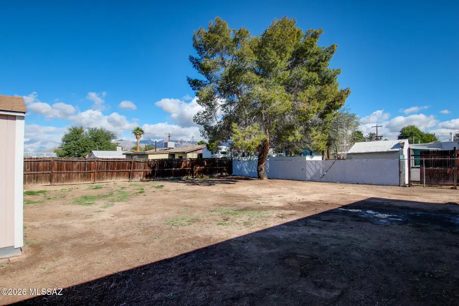 523 E Joan, Tucson, AZ 85705 - Image #2