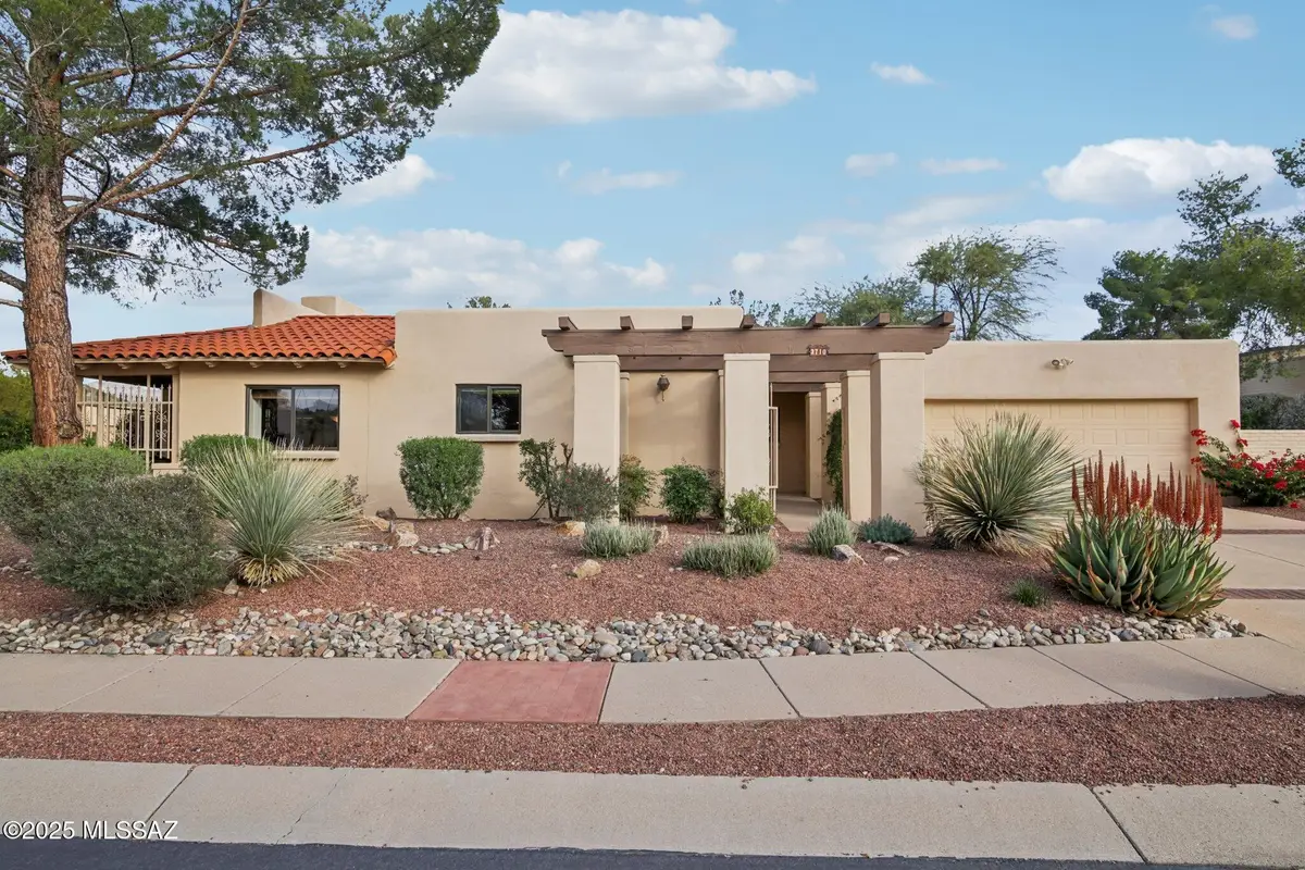 3710 N River Canyon, Tucson, AZ 85750 - Image #1