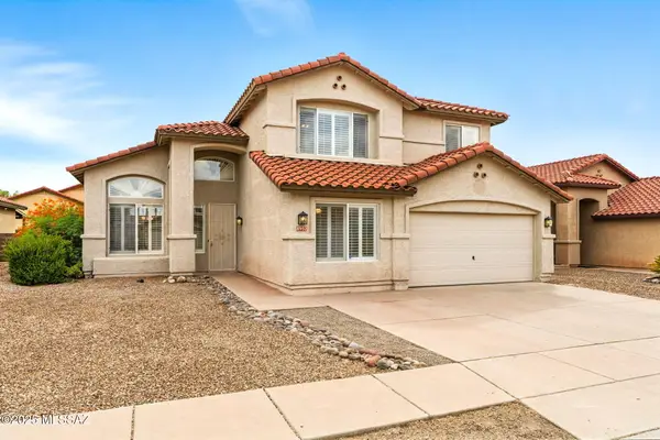 8952 E Rainsage, Tucson, AZ 85747