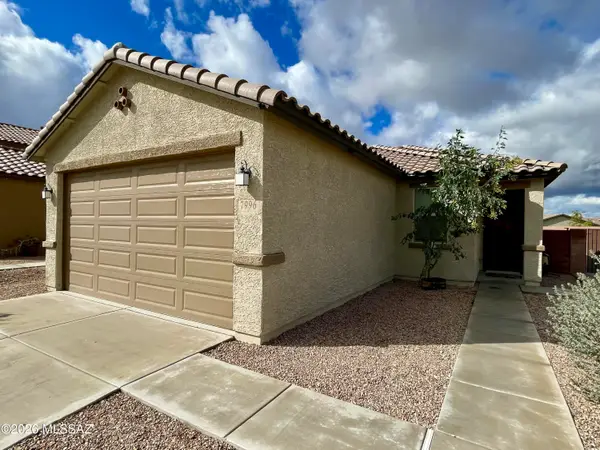 7996 S Golden Bell, Tucson, AZ 85747