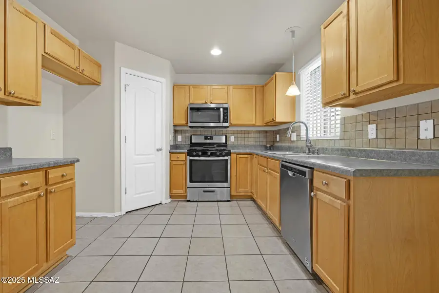 2893 S Quinn, Tucson, AZ 85730 - Image #3