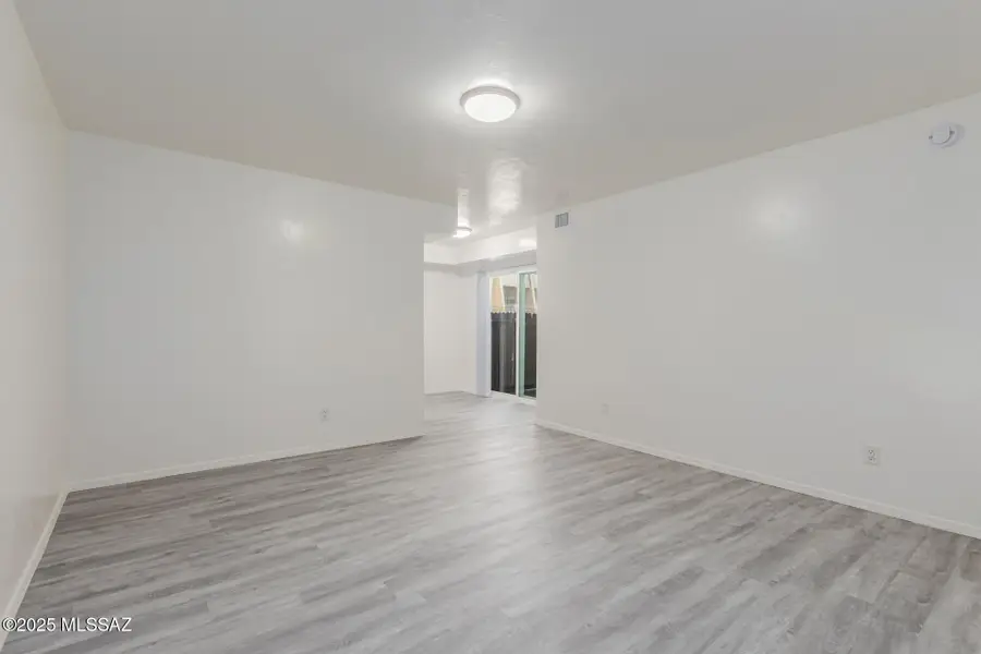 1620 N Wilmot, Tucson, AZ 85712 - Image #3