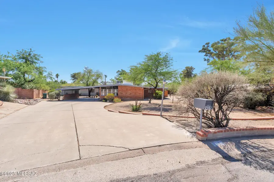 2435 N Bahana, Tucson, AZ 85715 - Image #2