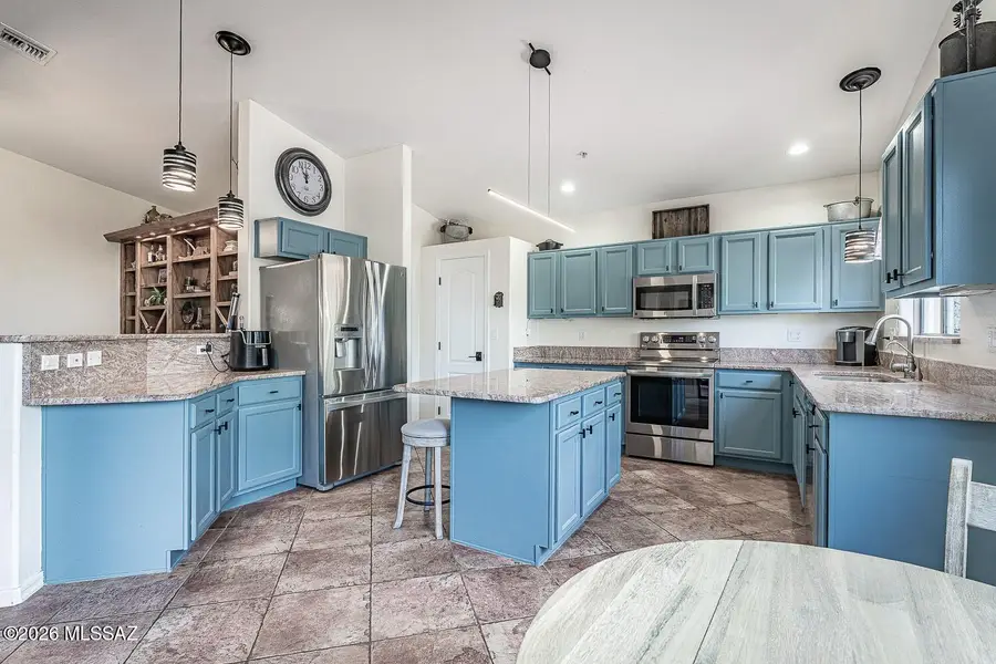 668 W Greenview, Green Valley, AZ 85614 - Image #3