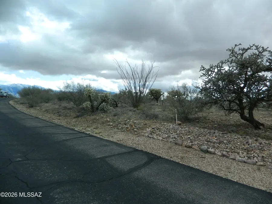 422 E Corte Artura Azul, Green Valley, AZ 85614 - Image #3