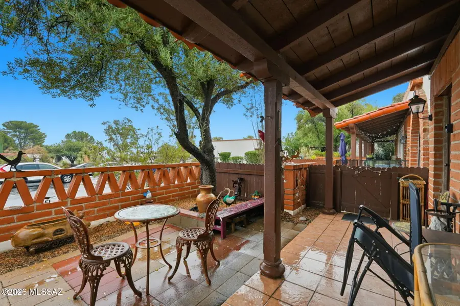 386 S La Canada, Green Valley, AZ 85614 - Image #2