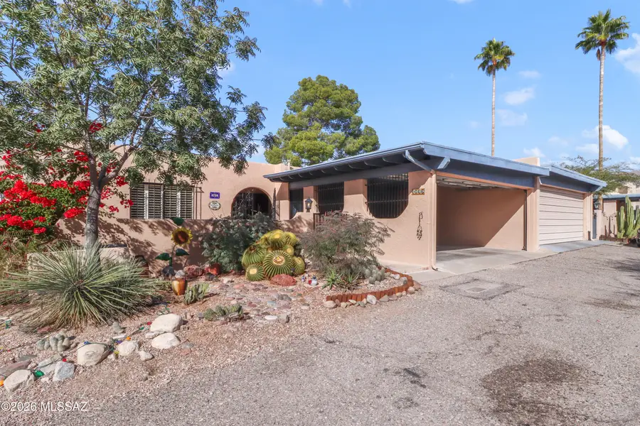 4736 N Calle Lampara, Tucson, AZ 85718 - #2
