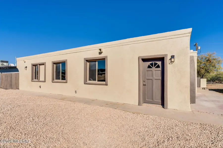 1657 W Circle B, Tucson, AZ 85713 - Image #2